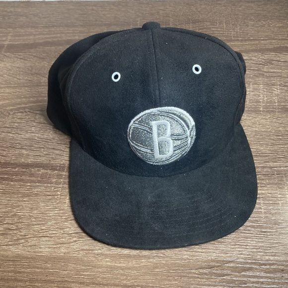 RARE Mitchell & Ness OREO Retro Jordan 5 Brooklyn Nets Snapback Hat - Picture 13 of 13